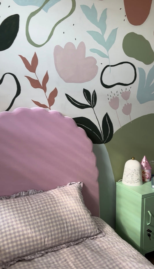 From cot to "big bed" room - All This POMP